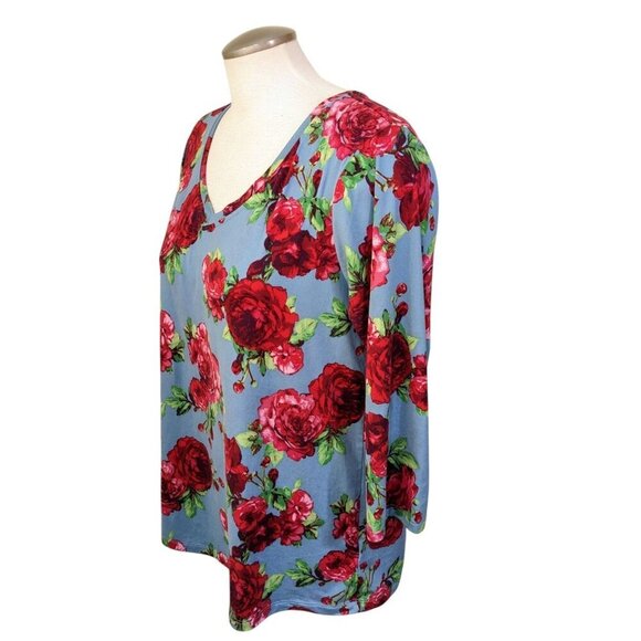The Pioneer Woman Size M Classic Blue Red Floral Print Top Blouse Stretch Soft - Picture 3 of 7